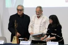Entrega CULagos Galardón Carlos Terrés de forma póstuma a Hugo Gutiérrez Vega, a diez años de su fallecimiento