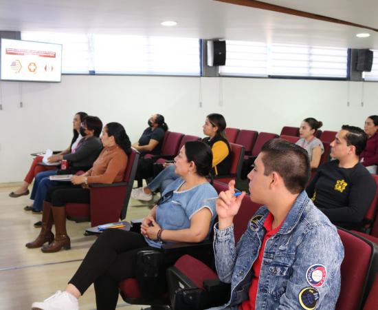Personal de CULagos recibe formación en materia de cardioprotección